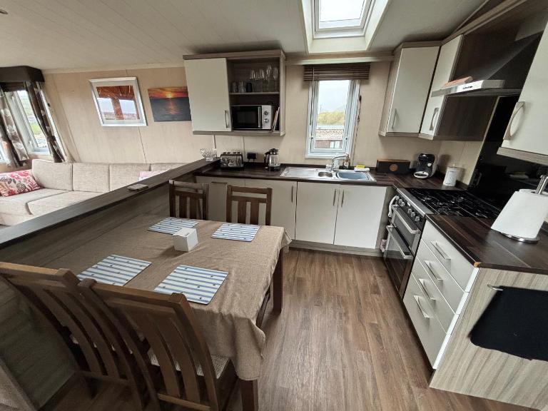 Sea and Bay Viev Luxury Lodge in Clarach bay - B&B Aberystwyth