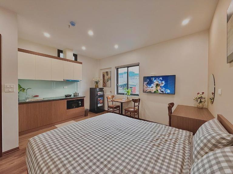Serene Studio Modern Comfort in Local Alley - B&B Hanói