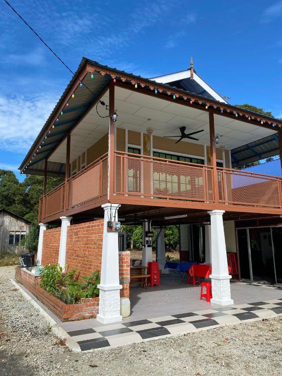 Grand Kampung Ayer Hitam - B&B Kampung Bukit Naning