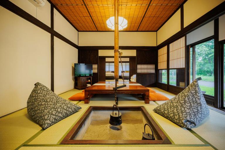 -ひぐらし庵-温泉&カフェレストラン券付き古民家ガイアリゾート - Bed and Breakfast Nagano