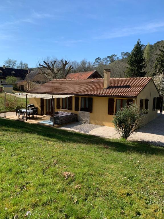 Gîte l'Arbre de vie 24 - Ferienwohnung Nabirat