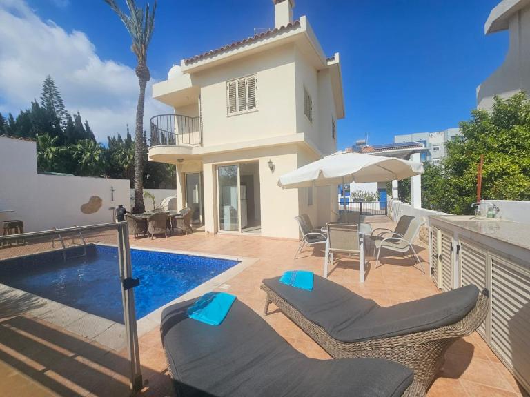 Villa Vanessa - Ferienwohnung Paralímni