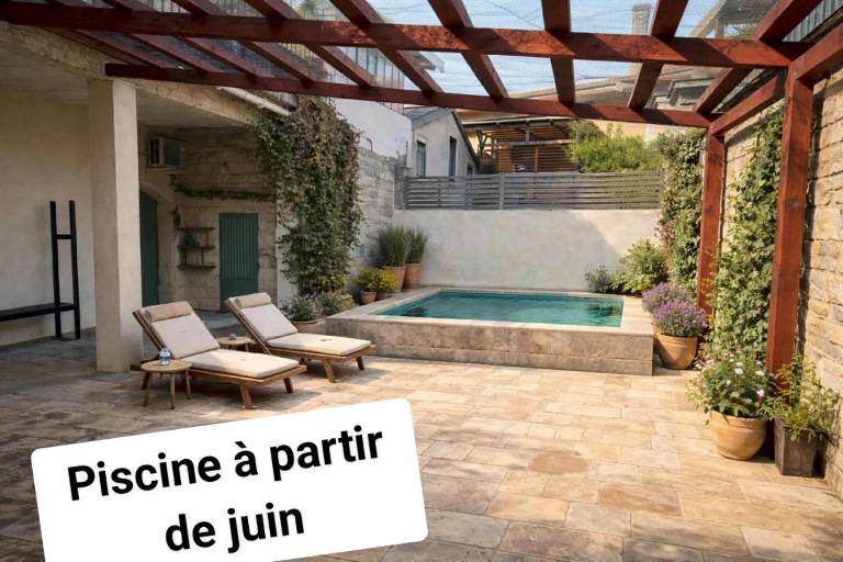 Propriété XXL 320 m2-10 à 16 pers- Piscine - Ferienwohnung Roujan