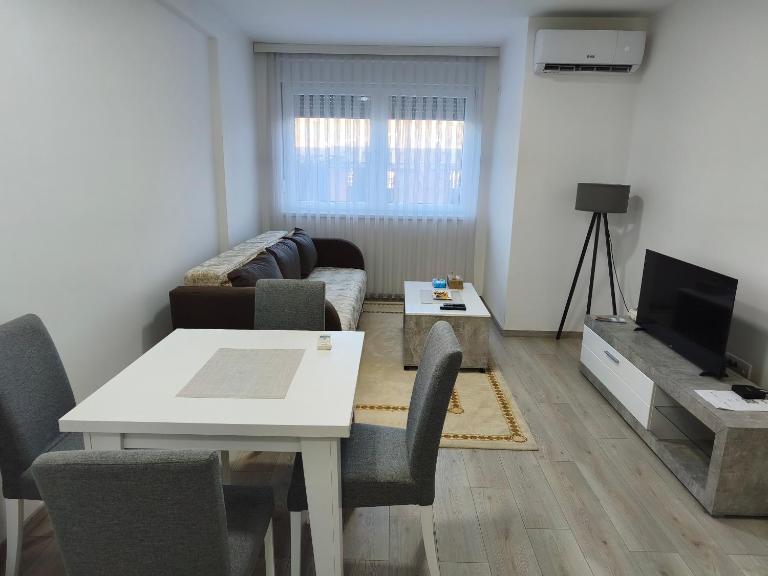 Apartman RikiKiki - B&B Novi Pazar