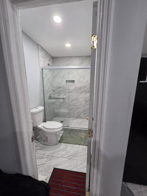 Newly built Studio - B&B Irvington