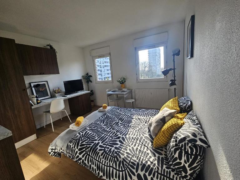 ღ Zamen Proche Commodités, Berges & Wifi - B&B Nantes
