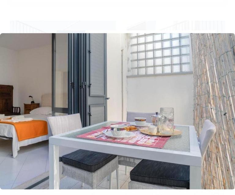 Otranto City Center - Steps from the Beach - B&B Otranto