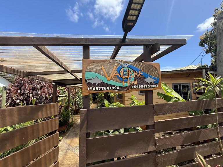 Hostal Vaihere - Bed and Breakfast Hanga Roa