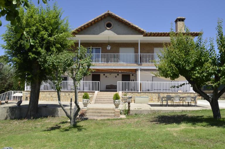 Sueña Toledo- Apartamentos turisticos con piscina - Bed and Breakfast Toledo