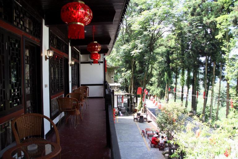 Enshi Grand Canyon Chunlun Farmstay - B&B Enshi