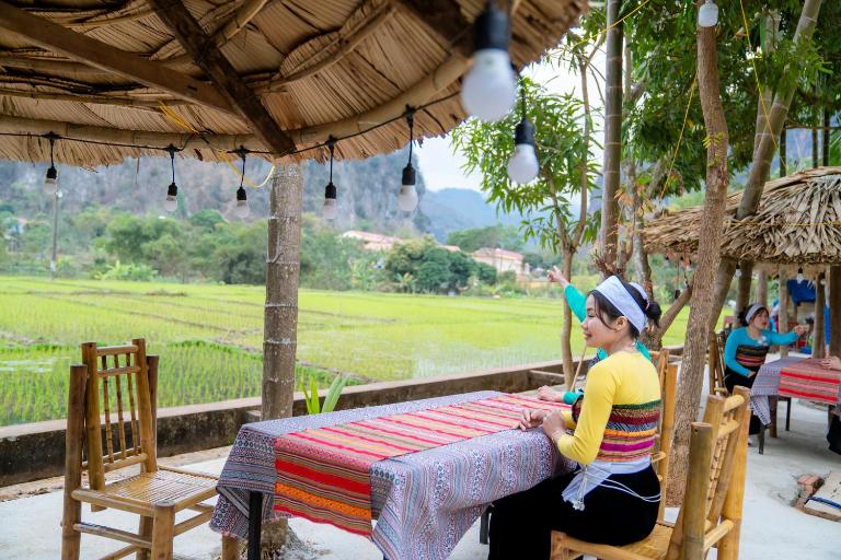 Mai Chau Wooden Boutique Homestay - Bed and Breakfast Mai Hạ