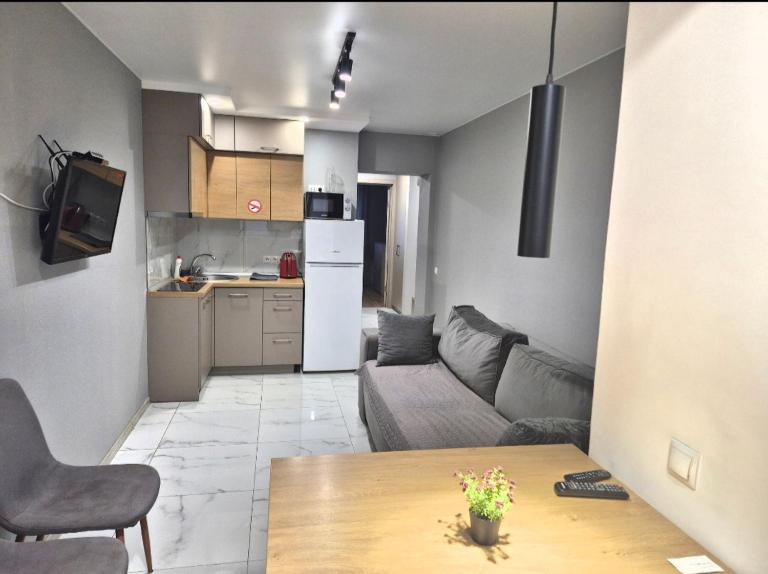 Stylish one-bedroom apartment - B&B Cherkasy