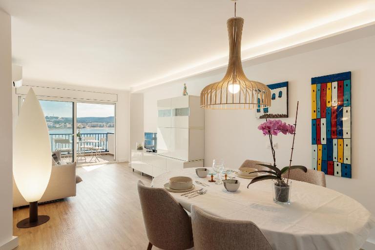 La Escala- Costa Brava pool duplex apartment - B&B l'Escala