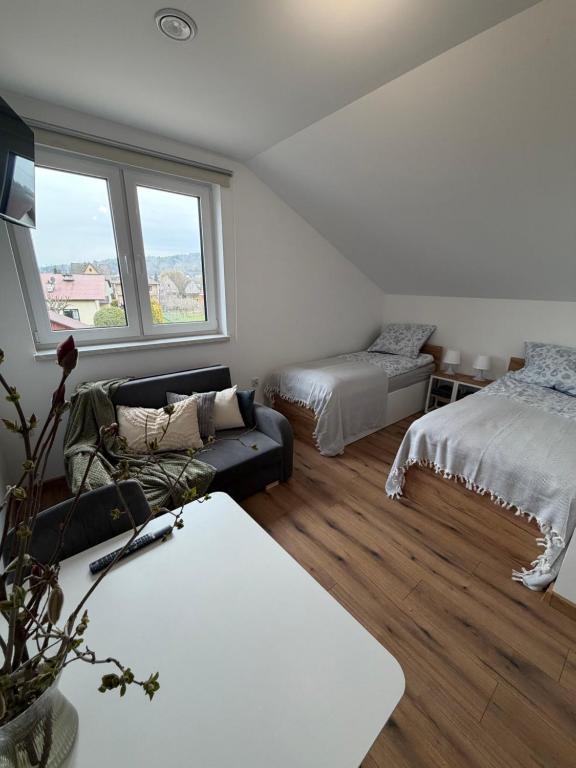 The Country Stop Apartment - B&B Łęki