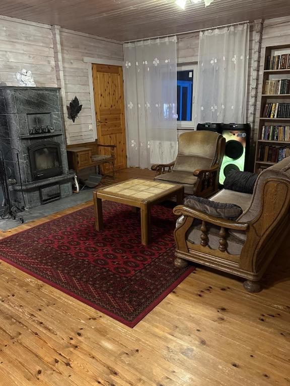 Pihlamäe holiday house - B&B Aruvalla