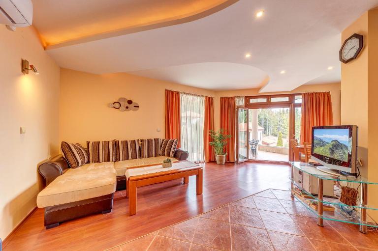Spacious 2BD Forest Glade Villa - Nature Views By Flat Mаnager - B&B Pamporovo