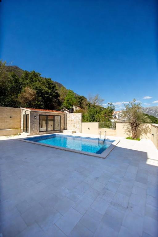 Nina Apartments Prcanj - B&B Cattaro