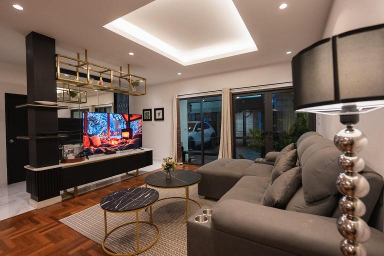 Haus 54 I luxury 3br house - B&B Bangkok