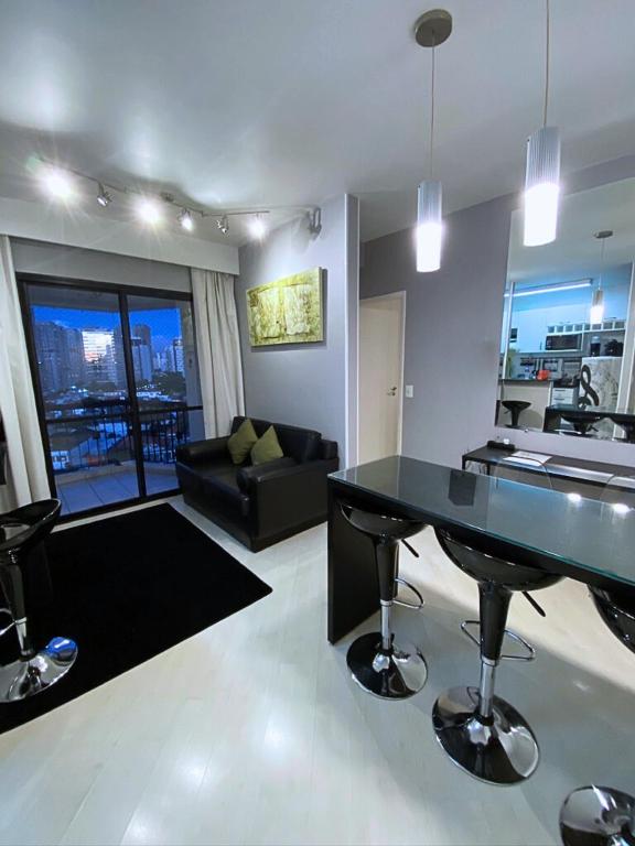 Apartamento Completo Business Comfort Home Office,Ar condicionado Quente e Frio, Estação de Trabalho, perto dos maiores eventos da zona sul, Expo Center TransAmerica, Comércio, Consulado Americano - Ferienwohnung São Paulo