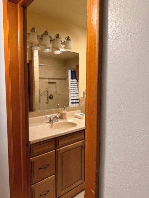 Tranquil 3-bedroom house for PSU fans - B&B Bellefonte