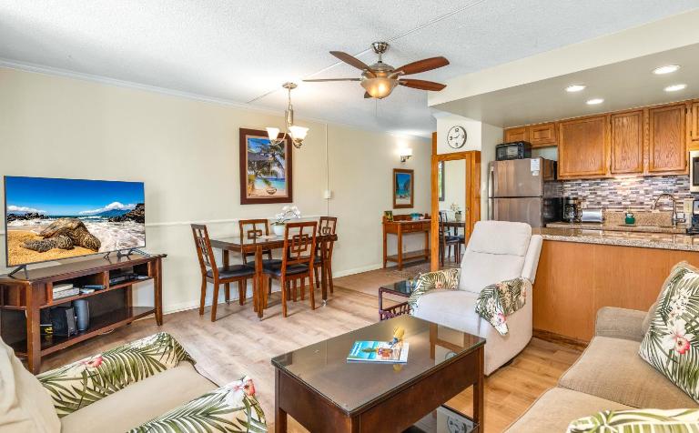 Kihei Kai Nani #4-221 Across Kamaole Beach II, Pool, Great Rates, A/C - B&B Kīhei