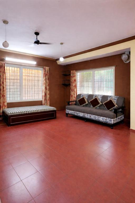 Spacious 3BHK Apartment near Kalyan Nagar, Banaswadi & Horamavu - B&B Bengaluru