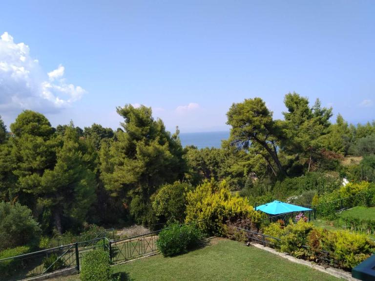 Serene Villa - B&B Kryopigí