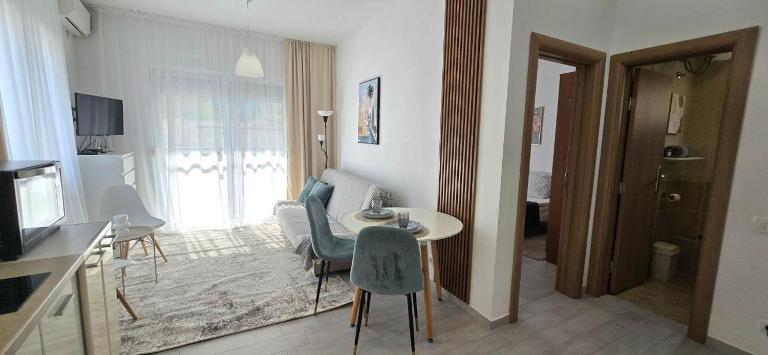Kamelija LUX - B&B Ðenovići