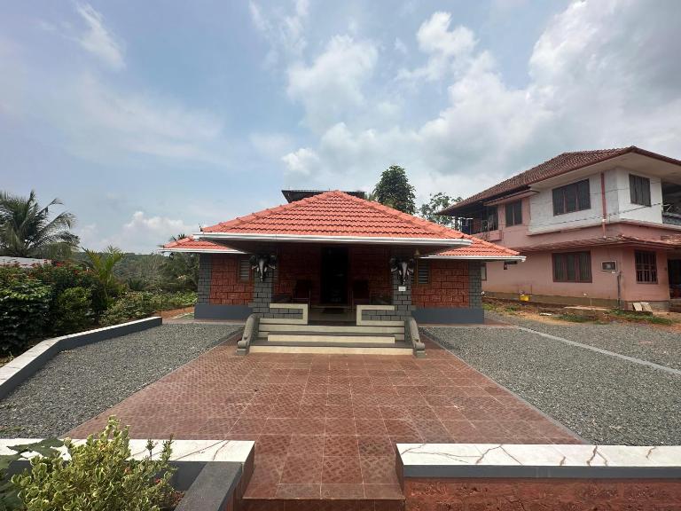 Naadan Villa - B&B Irikkūr