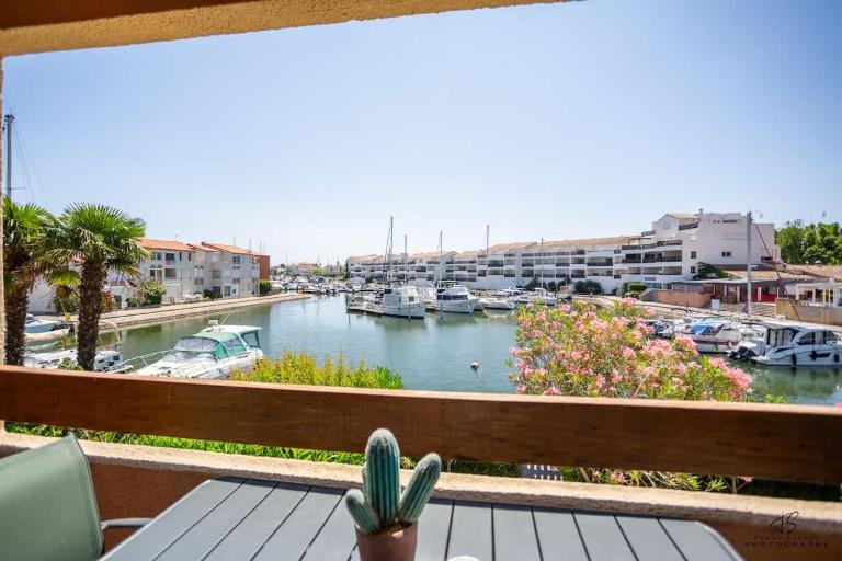 T2 avec terrasse vue sur le port - St-Cyprien - B&B Saint-Cyprien-Plage