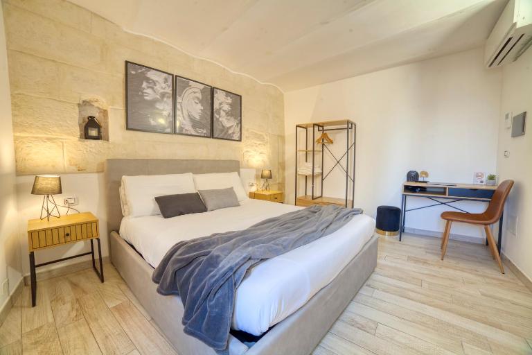 SASSARI-CENTRO Elegante Appartamento con WiFi e Netflix - B&B Sassari
