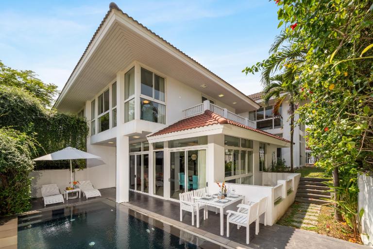 Premier Village 4BR Pool Villa With Entertainment Room, 5 Stars Private Beach Villa In Danang - B&B Da Nang