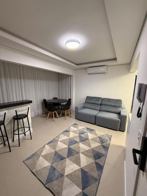Apartamento Completo com Churrasqueira, 2 Quartos e Ar-Condicionado - Bed and Breakfast Joinville