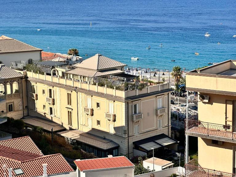 Blu Opèra Guest Rooms - Ferienwohnung Soverato Marina
