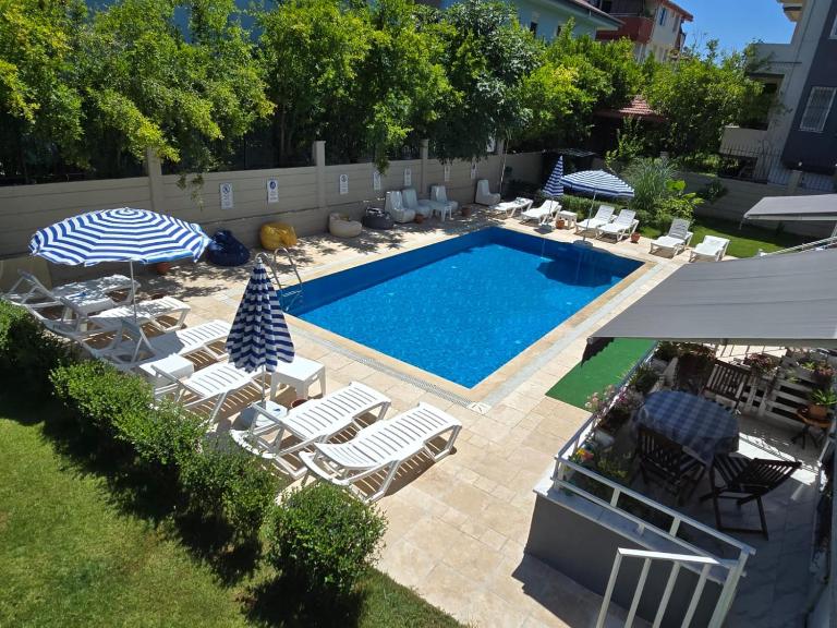 Perfectly Located Holiday Stay in Side Walking Distance to the Beach - B&B Manavgat
