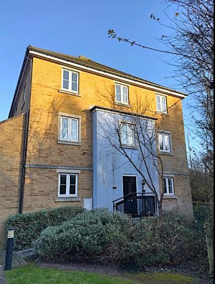 Contractor stay in BS16 - B&B Mangotsfield