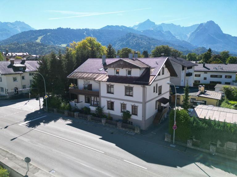Bergblick - B&B Garmisch-Partenkirchen
