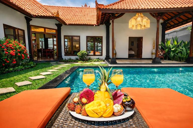 AmaLuna III 2BR Private Pool Villa near Seminyak Center - Ferienwohnung Seminyak