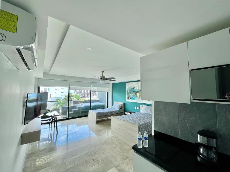 Jacuzzi in Apartment a few steps from 5th Av. - B&B Playa del Carmen
