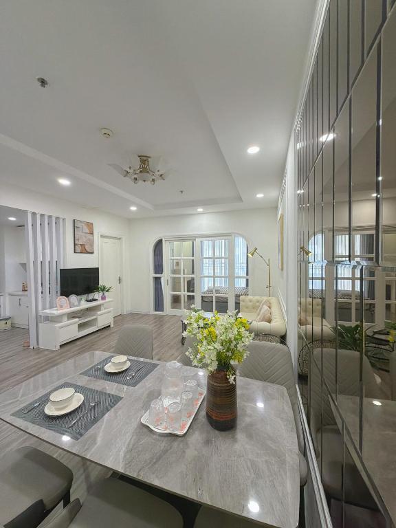Luxury Serviced Apartments in Vinhomes Time City- Mami Housing - B&B Hanoi