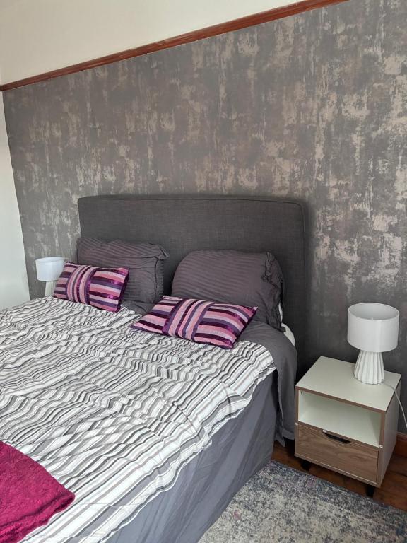 Lovely Edwardian Home - B&B Manchester