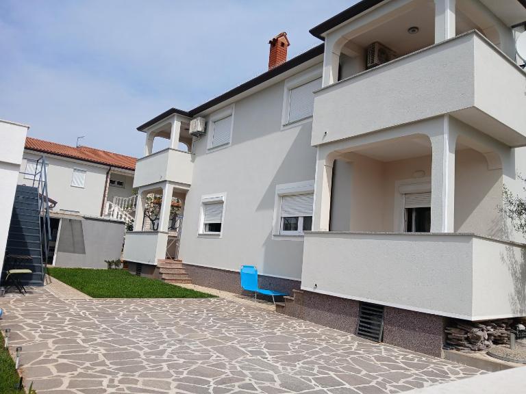 Lara Apartments - B&B Umag