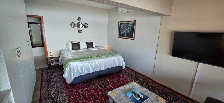 Apex Ocean and Mountainview - B&B Gordon’s Bay
