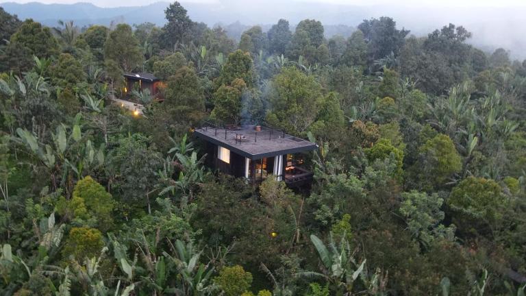 The Bataran Studio - B&B Gitgit