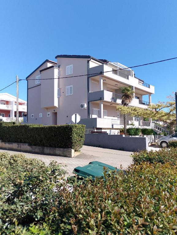 Apartments Silvija - B&B Zara