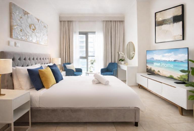 Studio near Beach and Metro in Dubai Marina Z1403 - Chambres d'hôtes Dubaï