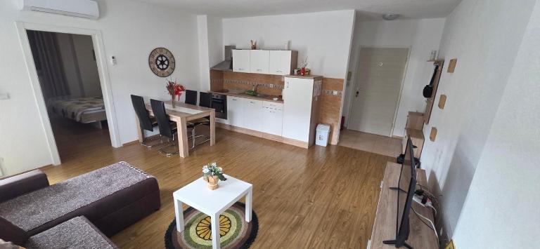 Modern Stay Ohrid - Free Parking - B&B Ohrid