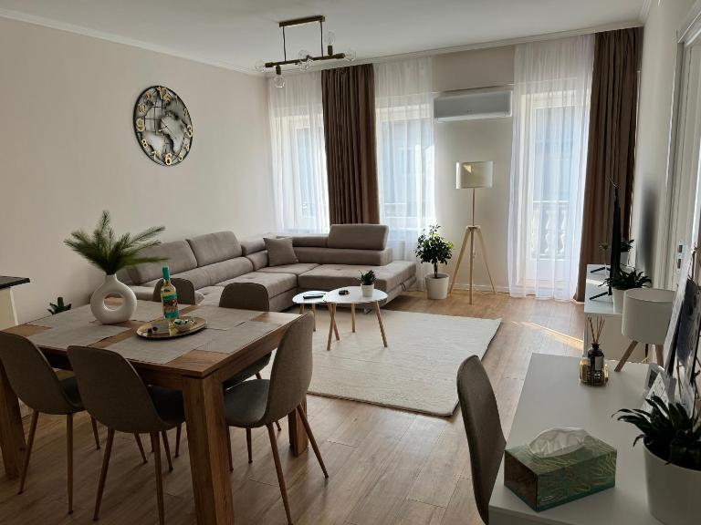 Európa Apartman Mini - B&B Békéscsaba