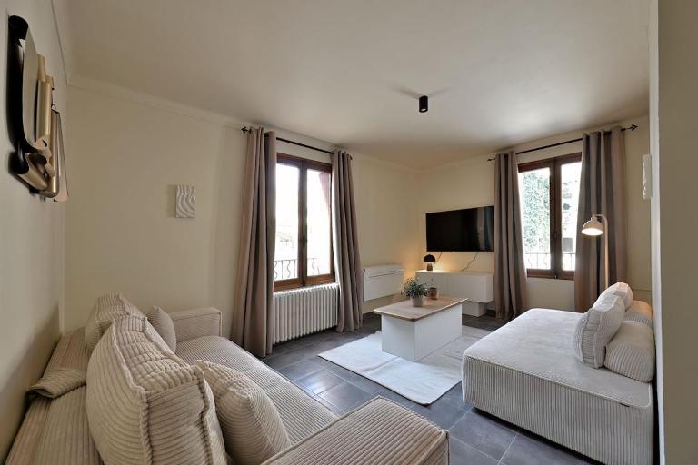 La Petite Banasterie, Clim et à 100m Palais - Bed and Breakfast Avignon
