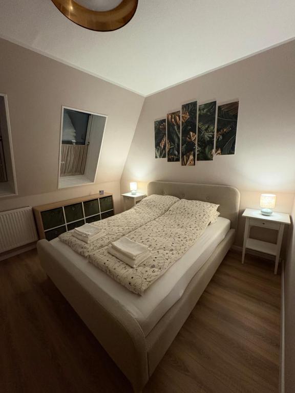Kaborka Apartman - Bed and Breakfast Keszthely